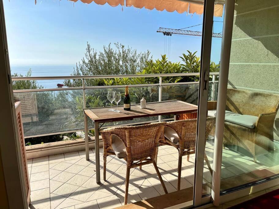 Les Jardins De Monaco Vue Mer Et Piscine Lägenhet Saint-Antoine  Exteriör bild